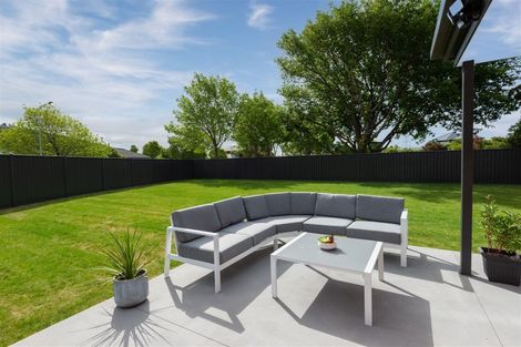 Photo of property in 36 Mauger Drive, Heathcote Valley, Christchurch, 8022