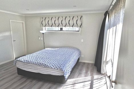 Photo of property in 14 Torea Place, Kenepuru, Porirua, 5022