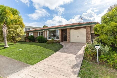 Photo of property in 43 Donald Street, Stanmore Bay, Whangaparaoa, 0932