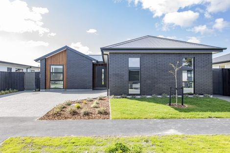 Photo of property in 9 Kekewai Place, Halswell, Christchurch, 8025