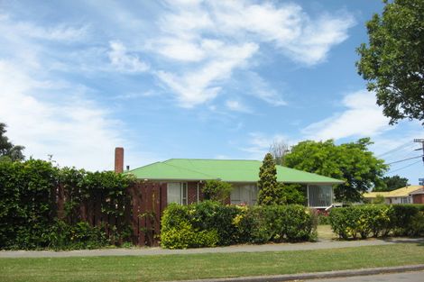 Photo of property in 4 Tenby Place, Avondale, Christchurch, 8061