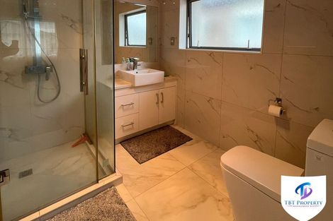 Photo of property in 69 Rosewell Crescent, Flat Bush, Auckland, 2019