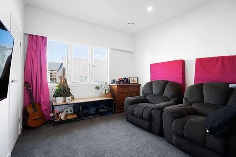 Photo of property in 68 Storey Avenue, Forest Lake, Hamilton, 3200