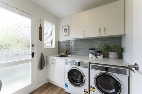 Photo of property in 6 Montclare Avenue, Ilam, Christchurch, 8041