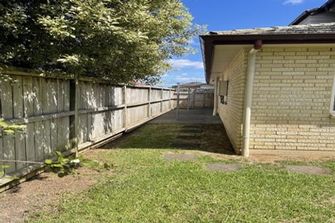Photo of property in 6 Oswald Close, Flat Bush, Auckland, 2016