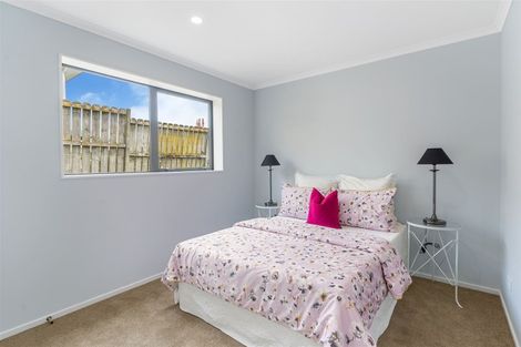 Photo of property in 18a Orams Road, Hillpark, Auckland, 2102