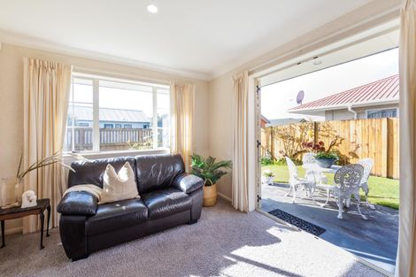 Photo of property in 71 Amberley Avenue, Highbury, Palmerston North, 4412
