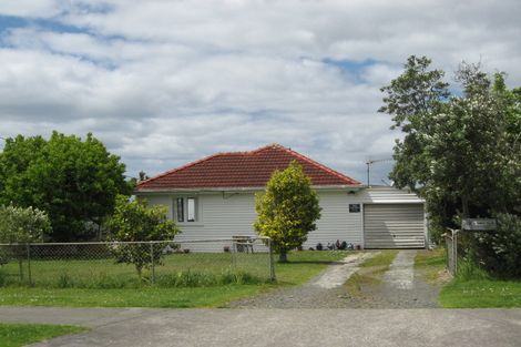 Photo of property in 79 Tiri Road, Tindalls Beach, Whangaparaoa, 0930