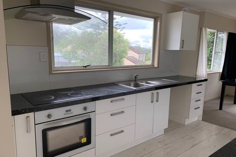 Photo of property in 1/4 Orton Street, Glenfield, Auckland, 0627