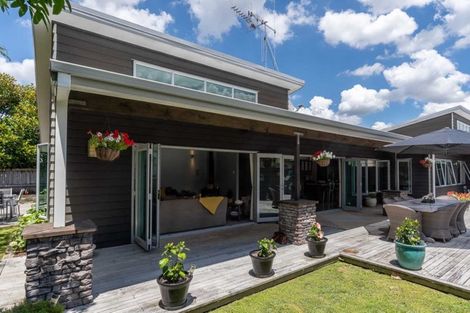 Photo of property in 19 Ravenscourt Place, Huntington, Hamilton, 3210