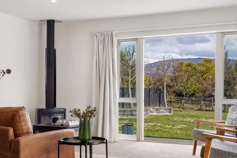 Photo of property in 17 Hunt Place, Albert Town, Wanaka, 9305