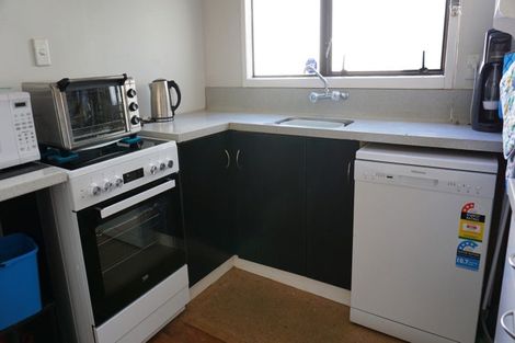 Photo of property in 16 Dewe Terrace, Foxton Beach, Foxton, 4815