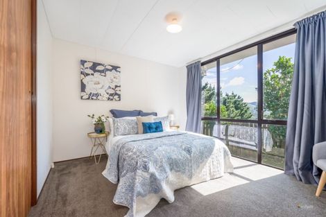 Photo of property in 1/169 Maungaraki Road, Korokoro, Lower Hutt, 5012