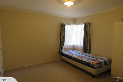 Photo of property in 8a Sandspit Road, Waiuku, 2123