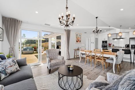 Photo of property in 4 Herring Place, Omokoroa, 3114