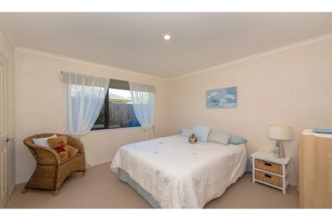 Photo of property in 15 Oldfield Court, Huntington, Hamilton, 3210