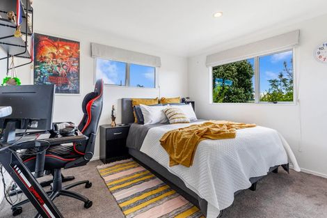 Photo of property in 79a Wharf Road, Te Atatu Peninsula, Auckland, 0610