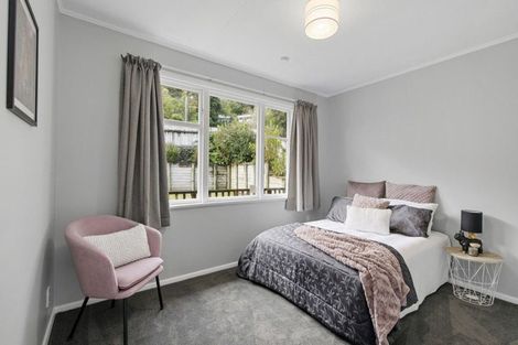 Photo of property in 26 Lowry Crescent, Stokes Valley, Lower Hutt, 5019