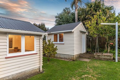 Photo of property in 47 Calgary Street, Mount Eden, Auckland, 1041