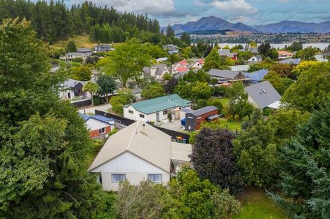 Photo of property in 5b Larch Place, Wanaka, 9305