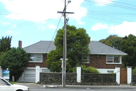 Photo of property in 216 Lake Road, Hauraki, Auckland, 0622