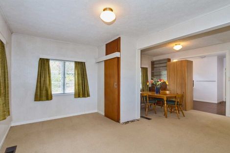 Photo of property in 26 Captain Scott Road, Glen Eden, Auckland, 0602