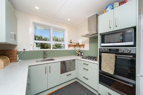 Photo of property in 18 Belvedere Crescent, Takaro, Palmerston North, 4412
