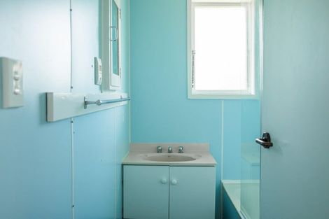 Photo of property in 47 Hillary Crescent, Belmont, Auckland, 0622