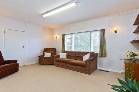 Photo of property in 26 Captain Scott Road, Glen Eden, Auckland, 0602