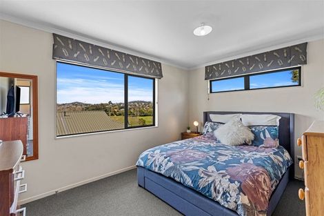 Photo of property in 3 Titiro Way, Welcome Bay, Tauranga, 3112
