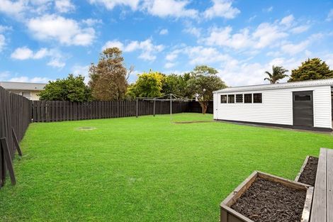 Photo of property in 17 Harper Street, Papakura, 2110