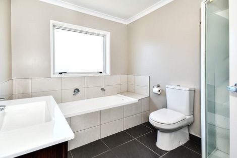 Photo of property in 30 Reidy Place, Pukekohe, 2120