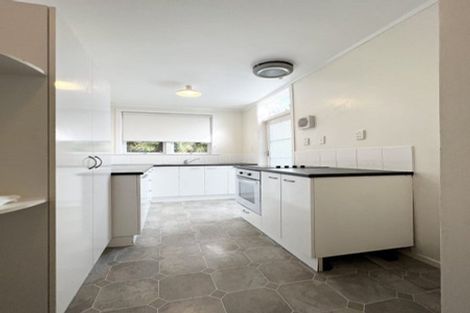 Photo of property in 145 Ocean View Road, Hillcrest, Auckland, 0627
