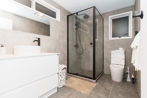 Photo of property in 26 Toru Street, Te Atatu Peninsula, Auckland, 0610