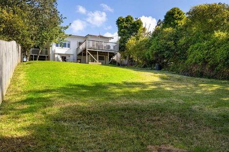 Photo of property in 12 Eastglen Road, Glen Eden, Auckland, 0602