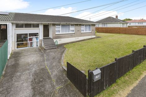 Photo of property in 1/93 Kenderdine Road, Papatoetoe, Auckland, 2025