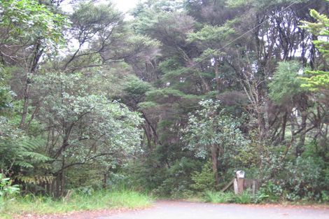 Photo of property in 136 Wood Bay Road, Titirangi, Auckland, 0604