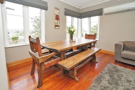 Photo of property in 29 Carey Street, Maeroa, Hamilton, 3200