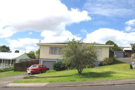 Photo of property in 2/33 Hale Crescent, Bayview, Auckland, 0629