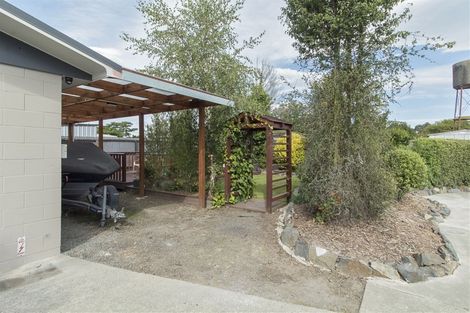 Photo of property in 19 Queen Street, Pareora, 7912