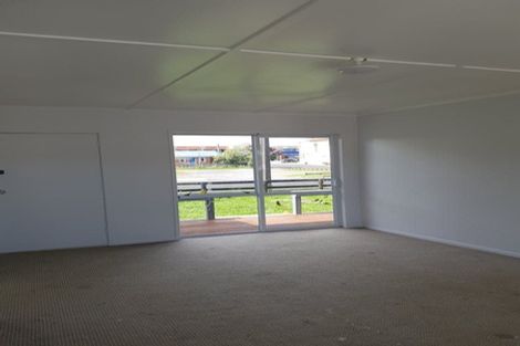 Photo of property in 6a Henderson Avenue, Tuakau, 2121