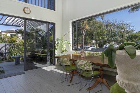 Photo of property in 349a Oceanbeach Road, Mount Maunganui, 3116