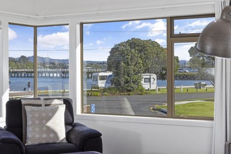 Photo of property in 3 Ngatai Road, Otumoetai, Tauranga, 3110