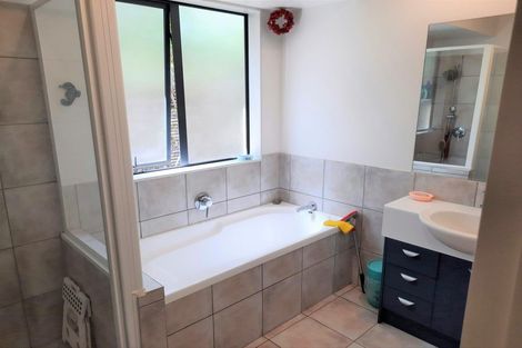 Photo of property in 28 Halyard Loop, Haruru, 0204