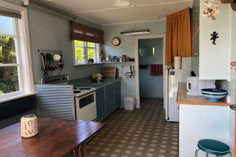Photo of property in 40 Mihiwaka Road, Long Beach, Port Chalmers, 9081