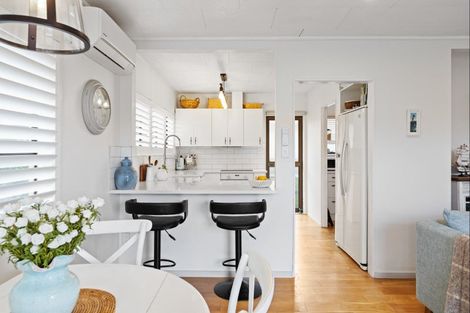 Photo of property in 21b Nukumea Common, Orewa, 0931