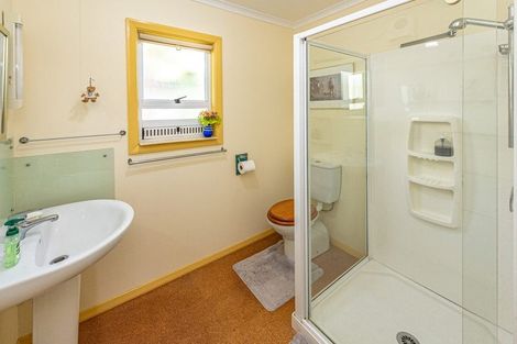 Photo of property in 4 West Way, Durie Hill, Whanganui, 4500