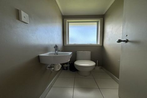 Photo of property in 168a Carlisle Road, Northcross, Auckland, 0632