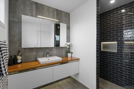 Photo of property in 13 Kelburn Place, Tinwald, Ashburton, 7700