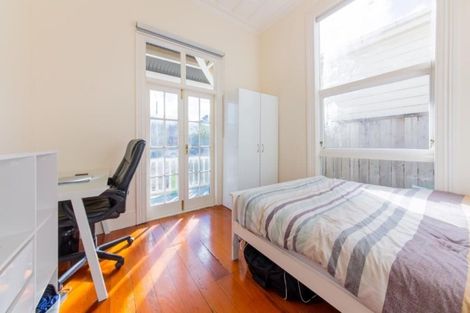 Photo of property in 24 Anne Street, Devonport, Auckland, 0624